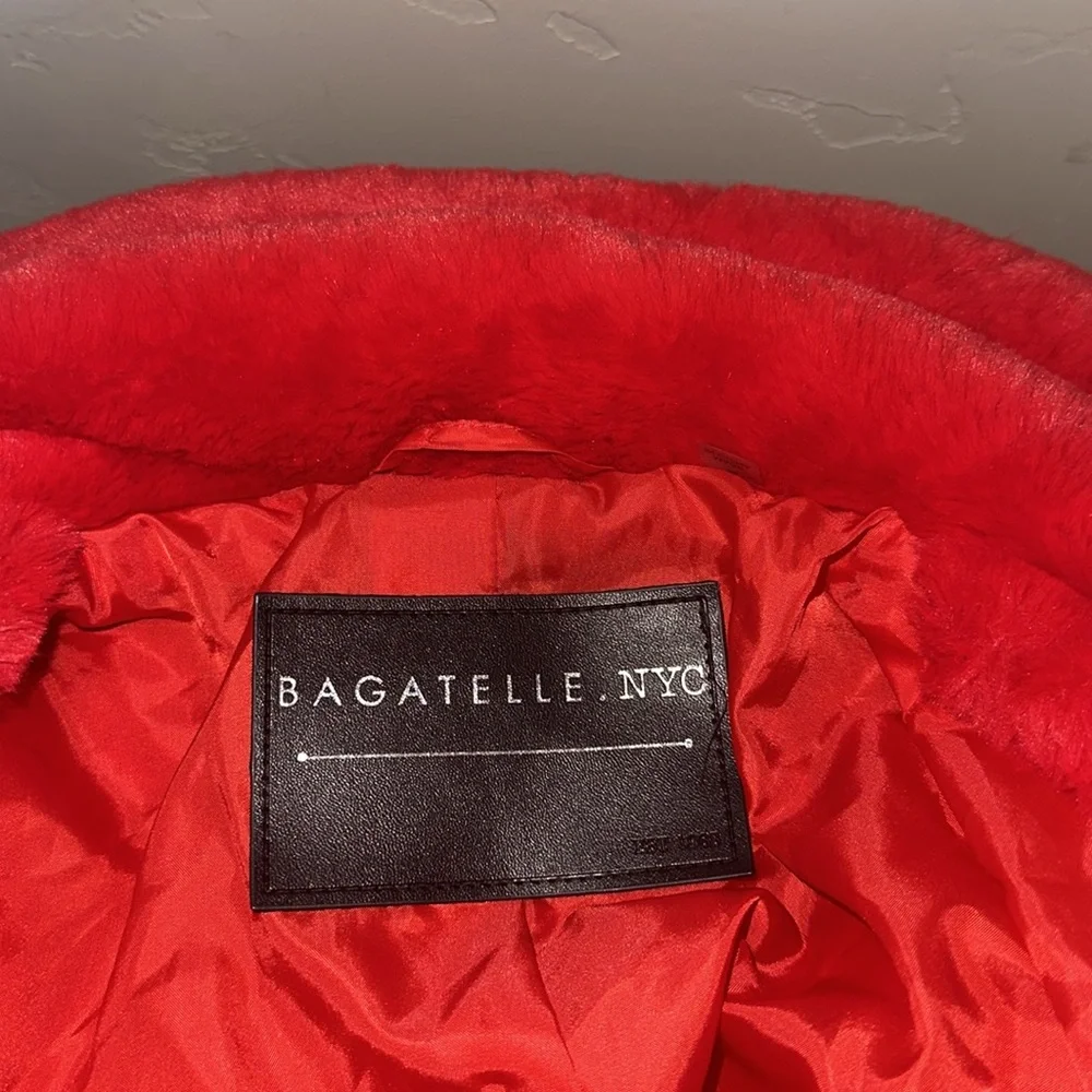 Bagatelle NYC Red Faux Fur Angle Zip Fuzzy Teddy Jacket Women’s Size Large - Picture 7 of 10